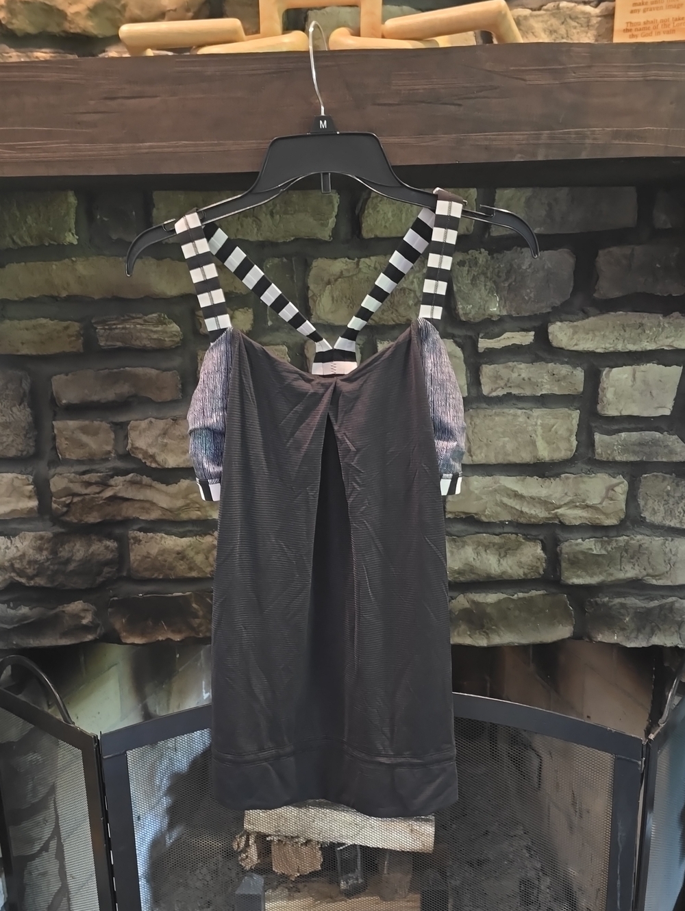 lululemon athletica Black and White Striped Activewear Detail